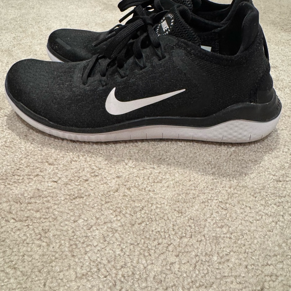 Nike Black and White Free RN Athletic Shoes - Picture 3 of 5